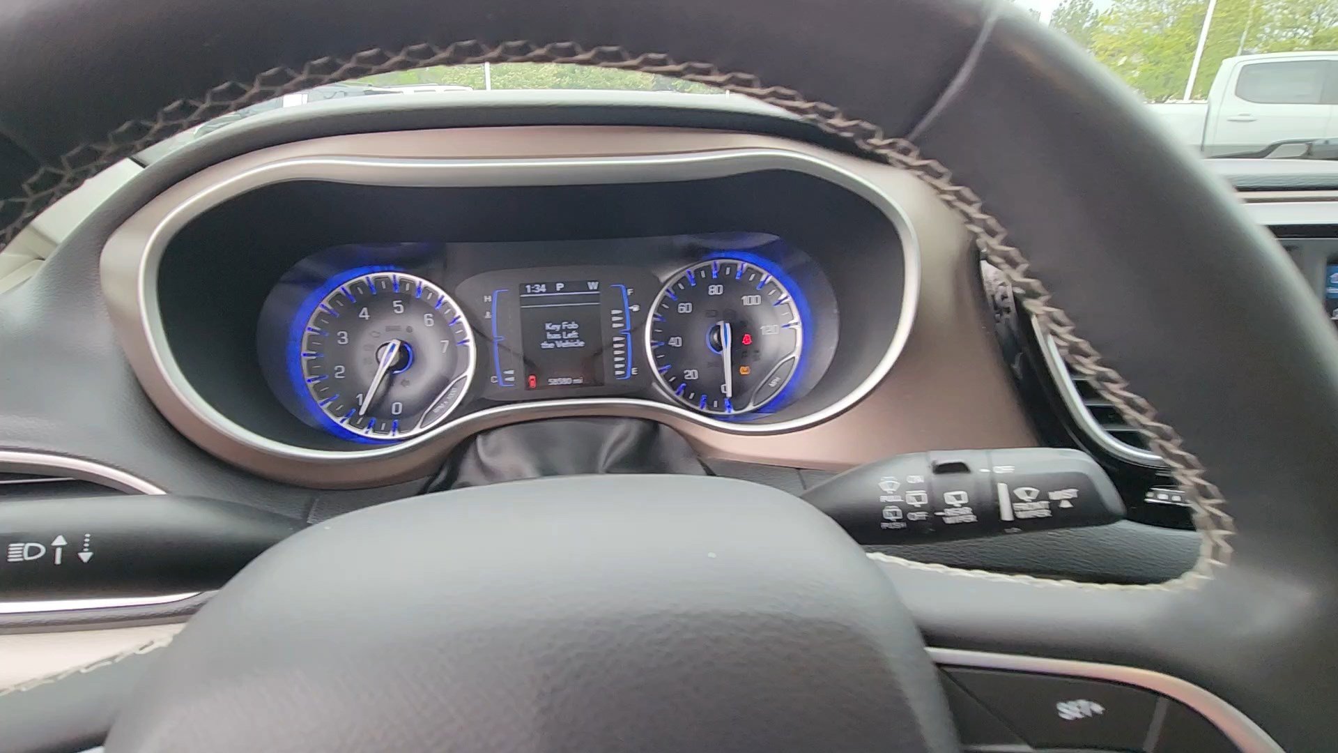 Used 2022 Chrysler Voyager LX FWD image 37