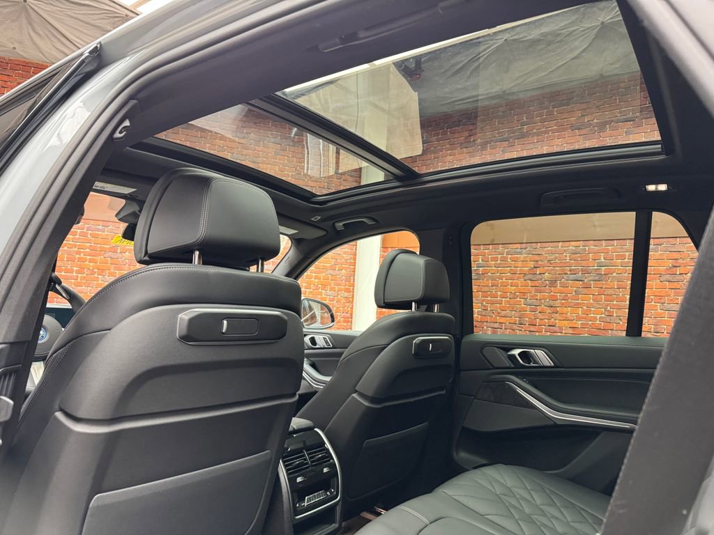Certified 2026 BMW X5 xDrive50e image 3
