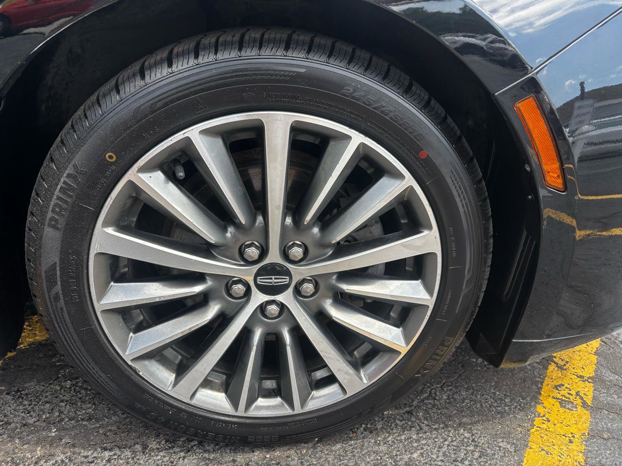 Used 2018 Lincoln MKZ Select w/ Select Plus Package AWD/4WD image 10