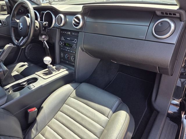 Used 2009 Ford Mustang Shelby GT500 RWD image 13