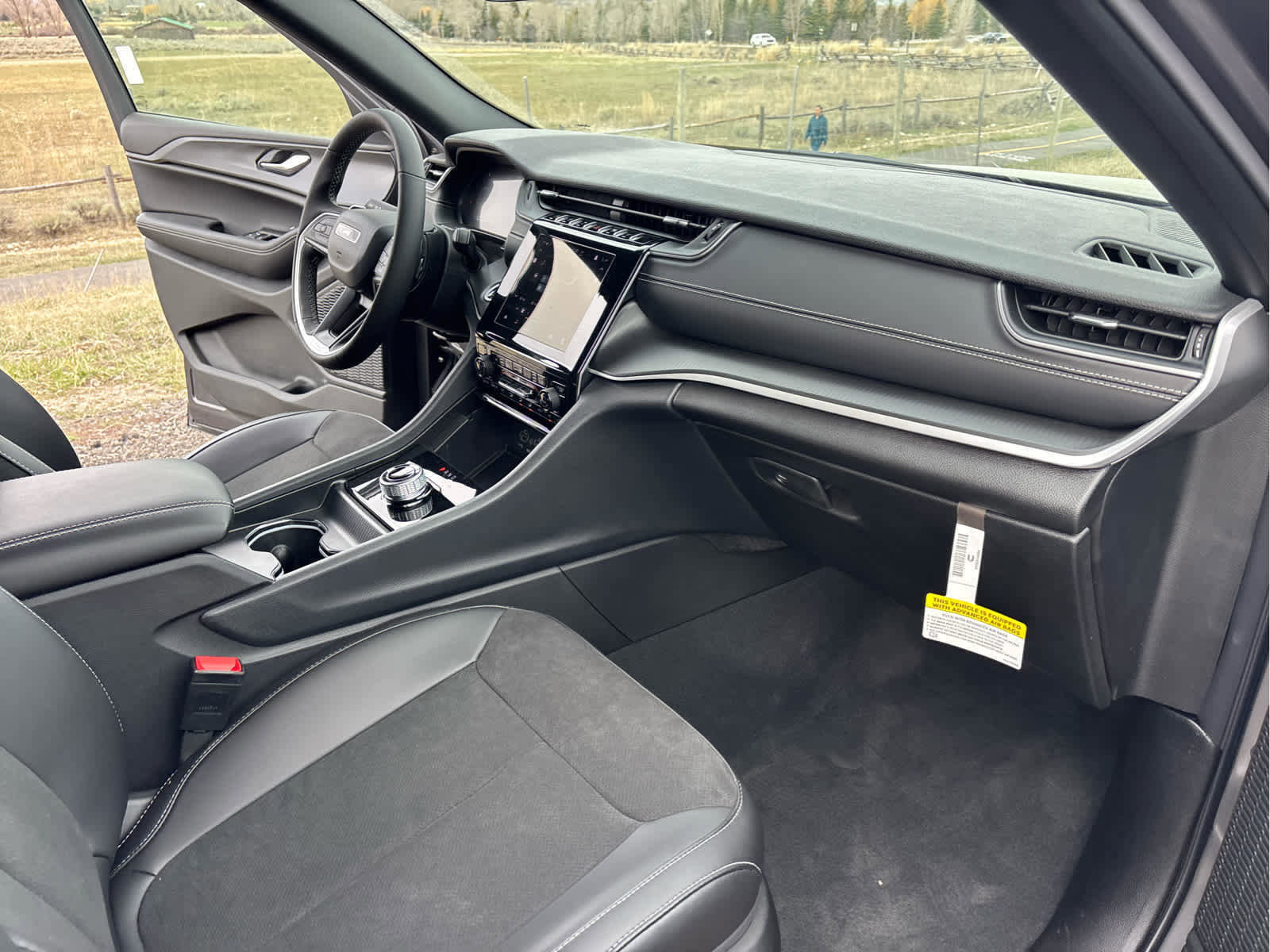 New 2025 Jeep Grand Cherokee L Altitude image 47