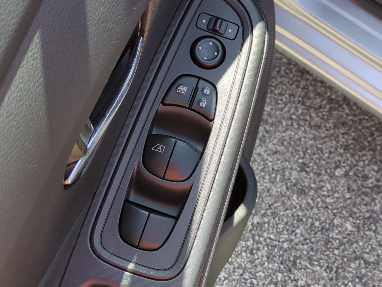 Certified 2025 Nissan Versa SV FWD image 15