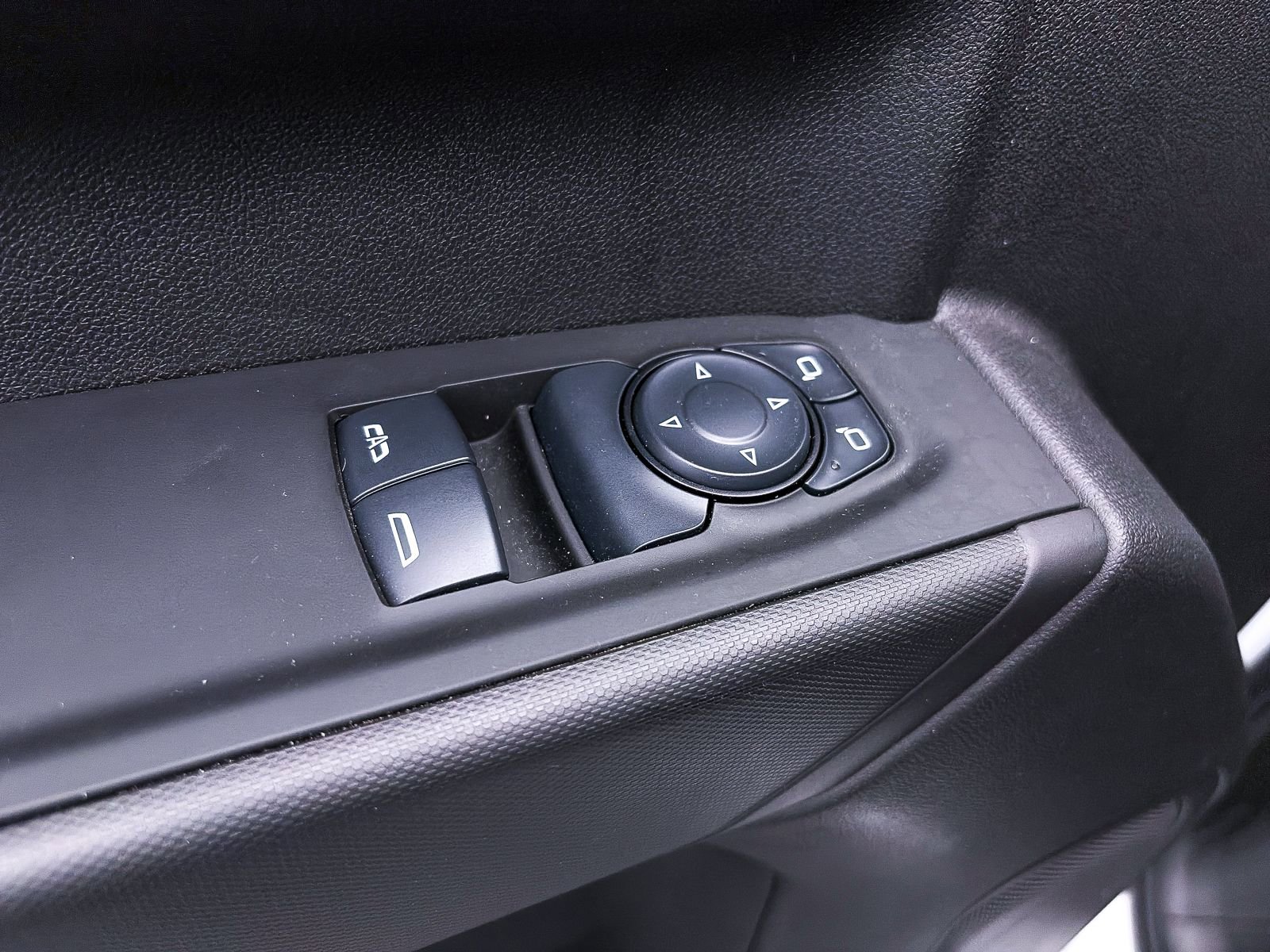 Used 2025 GMC Sierra 1500 AT4X image 17