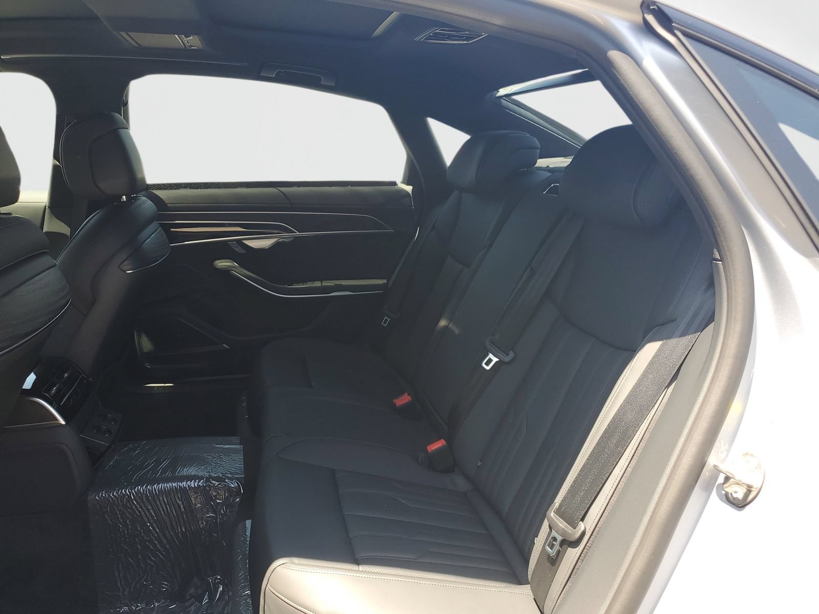 New 2026 Audi A8 L 3.0T AWD/4WD image 13