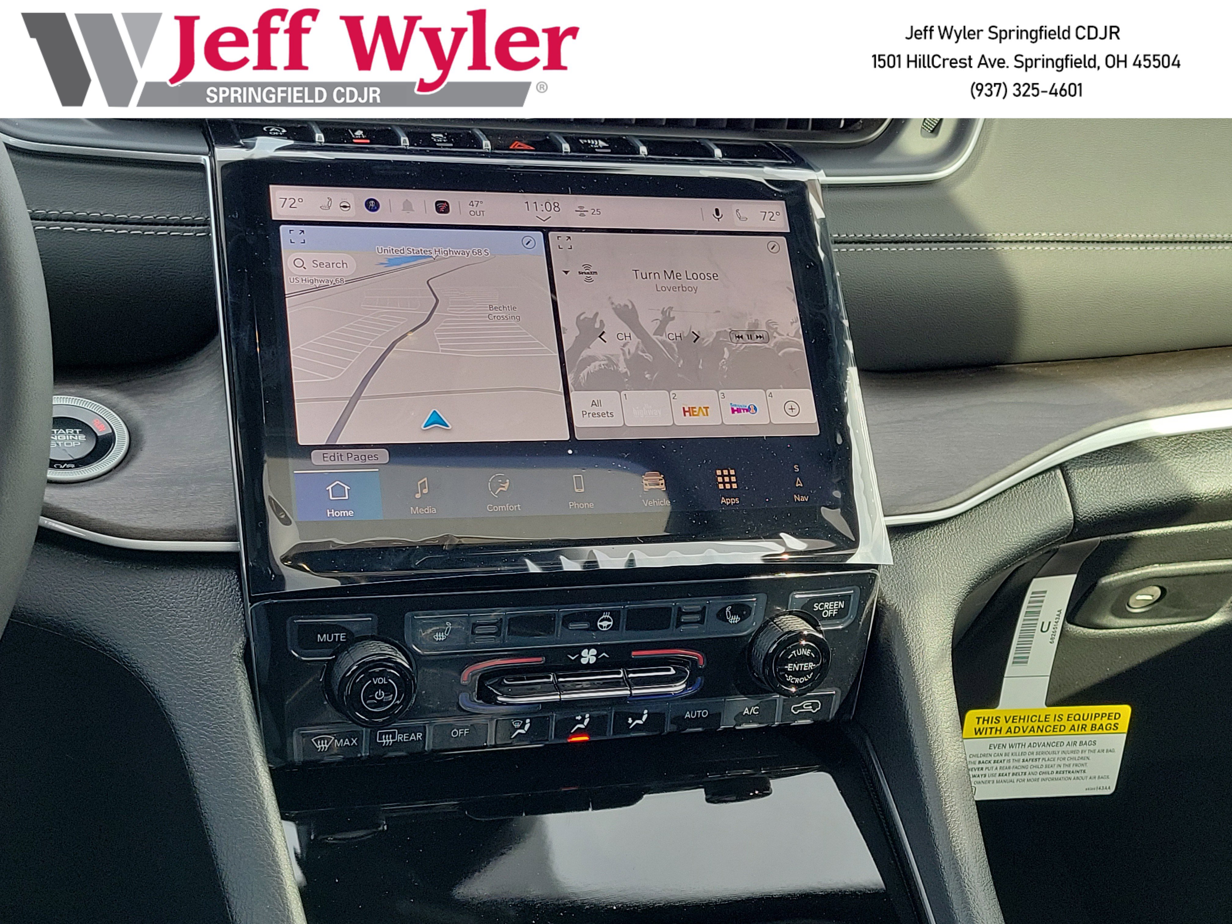 New 2025 Jeep Grand Cherokee Limited image 11