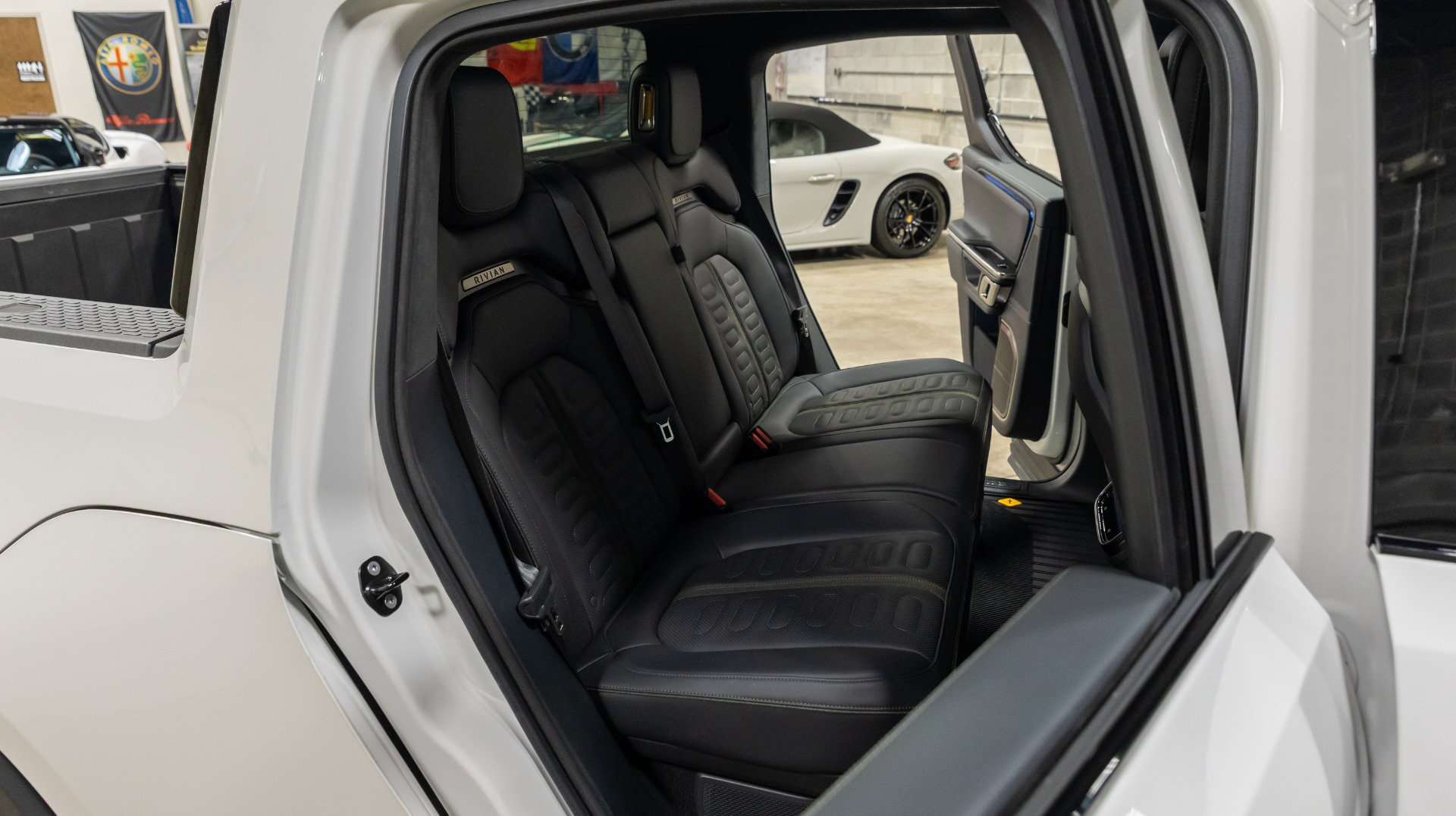 Used 2022 Rivian R1T Adventure AWD/4WD image 62