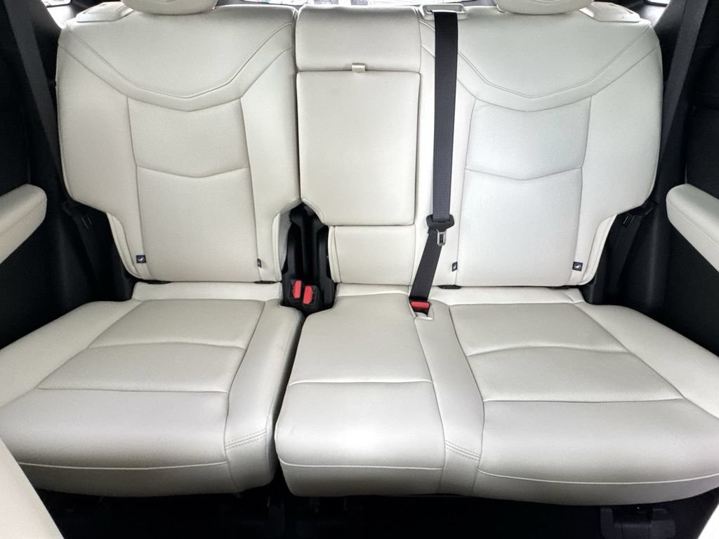 Used 2026 Cadillac XT5 Sportv w/ LPO, Floor Liner Package AWD/4WD image 27