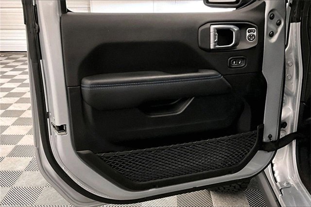 Used 2022 Jeep Wrangler Unlimited Rubicon 4xe w/ Cold Weather Group image 18