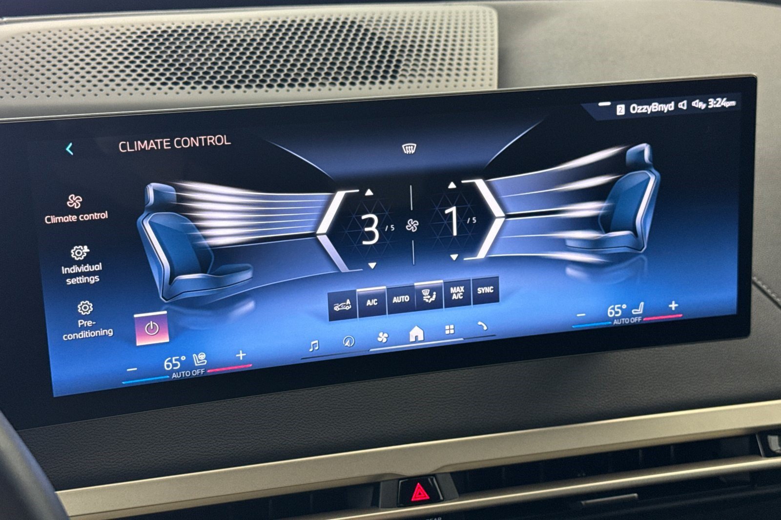 Certified 2024 BMW iX xDrive50 w/ Sport Package AWD/4WD image 22
