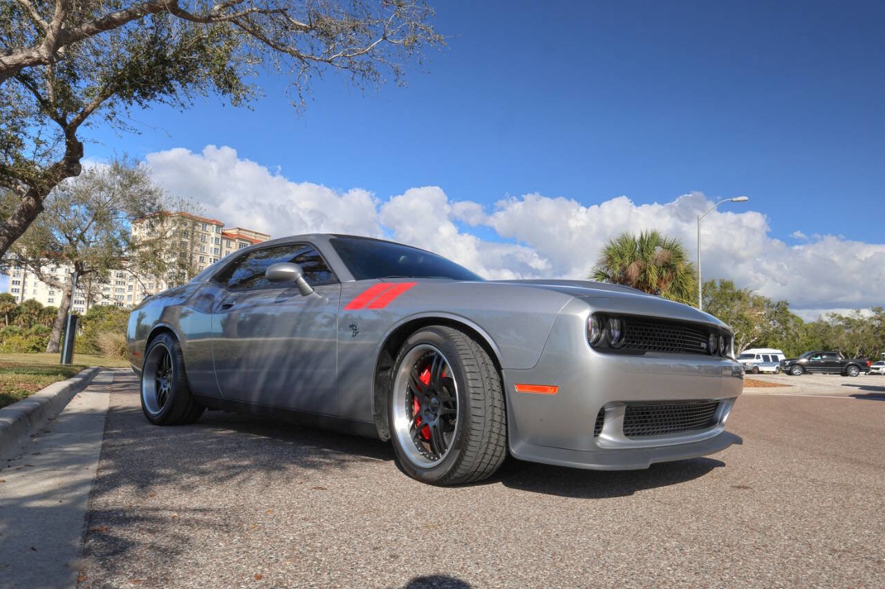 Used 2015 Dodge Challenger SRT Hellcat image 26
