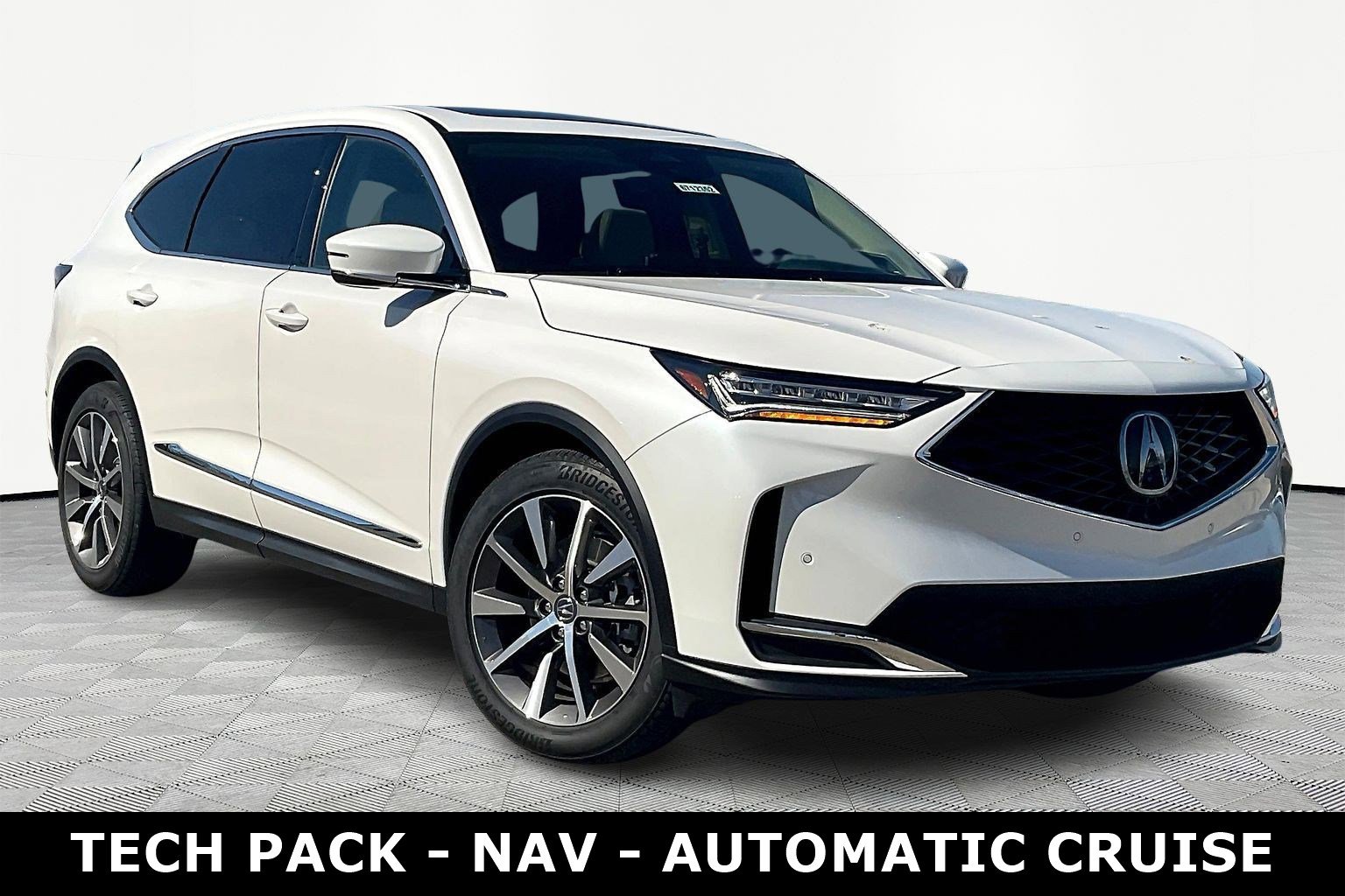 Used 2025 Acura MDX SH-AWD w/ Technology Package image 3