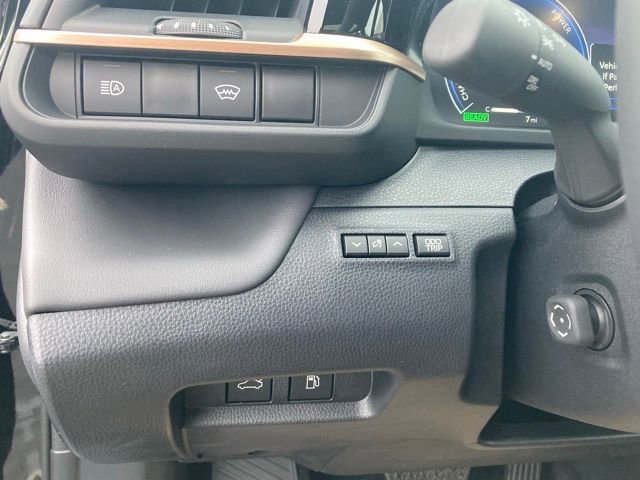 New 2026 Toyota Crown Platinum image 28