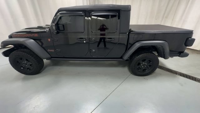 Used 2023 Jeep Gladiator Mojave AWD/4WD image 5