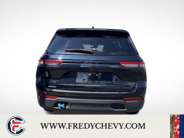 Used 2024 Jeep Grand Cherokee Trailhawk AWD/4WD image 6