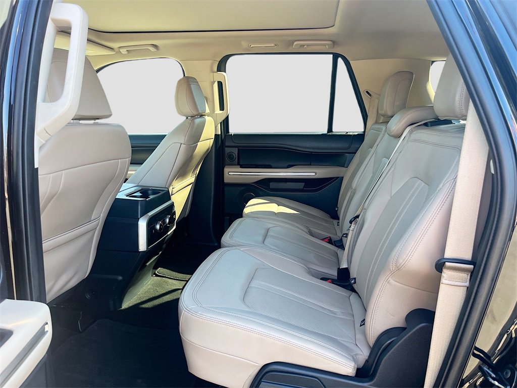 Used 2024 Ford Expedition Max Limited image 26