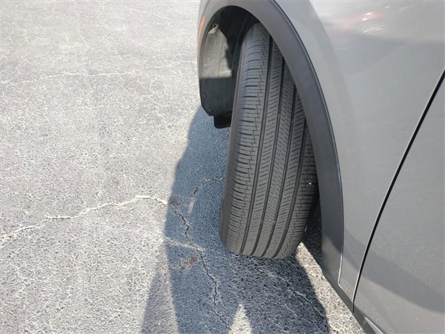 Used 2023 Kia Sportage LX image 11