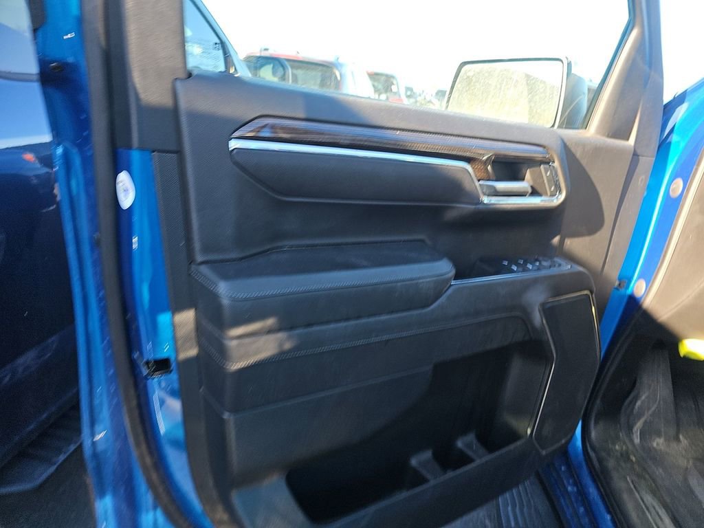 Used 2023 Chevrolet Silverado 1500 LT w/ Max Trailering Package image 9