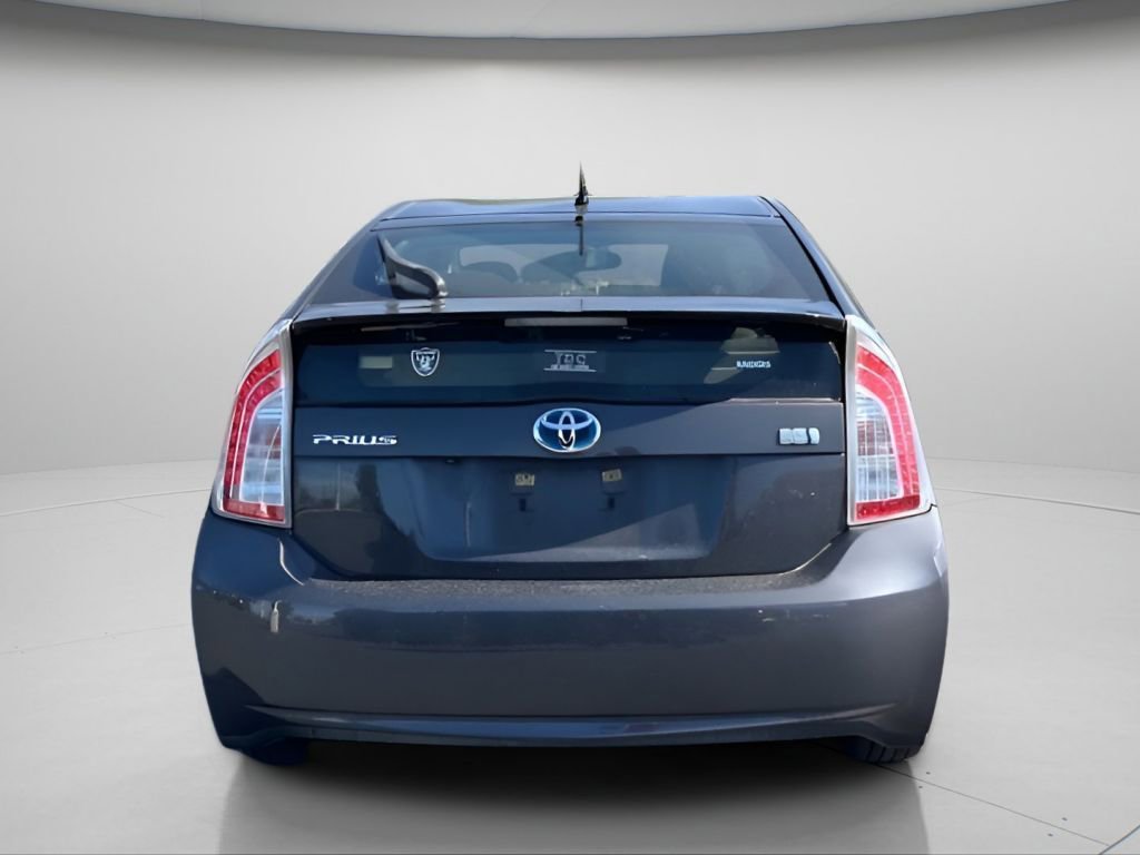 Used 2015 Toyota Prius Two FWD image 6