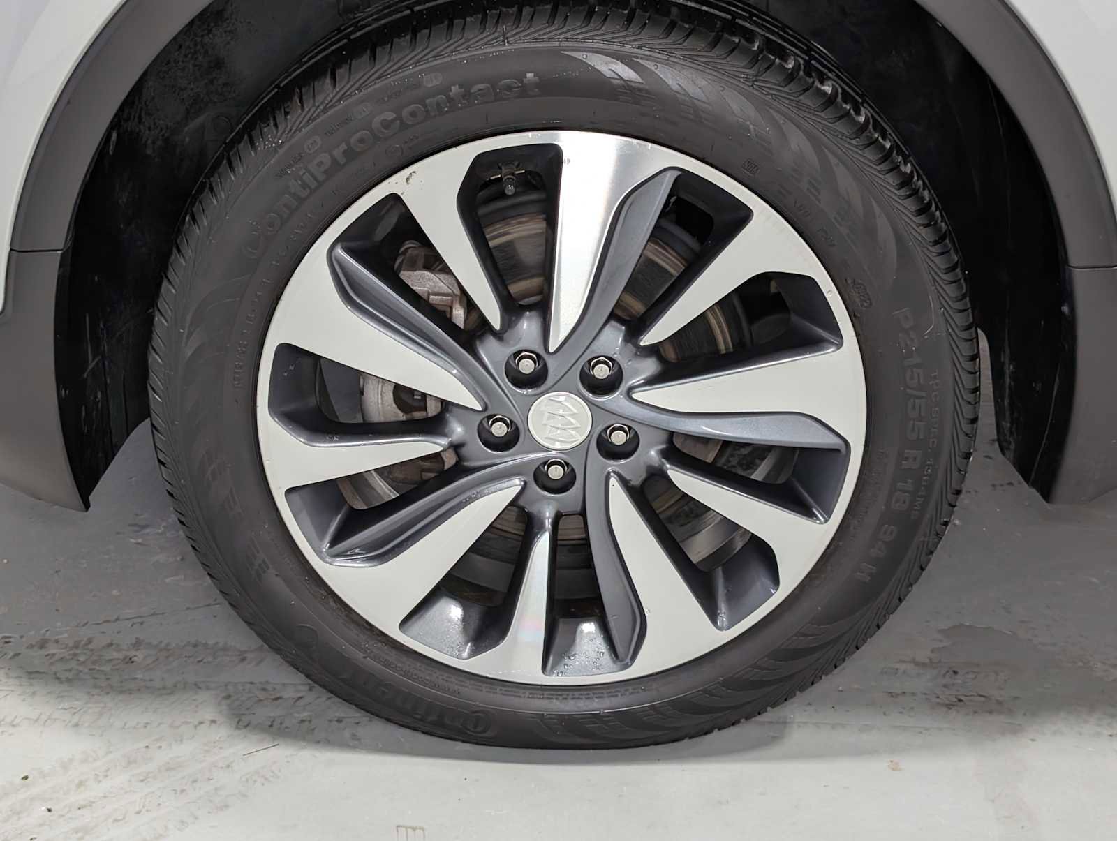 Used 2022 Buick Encore Preferred w/ Safety Package image 3