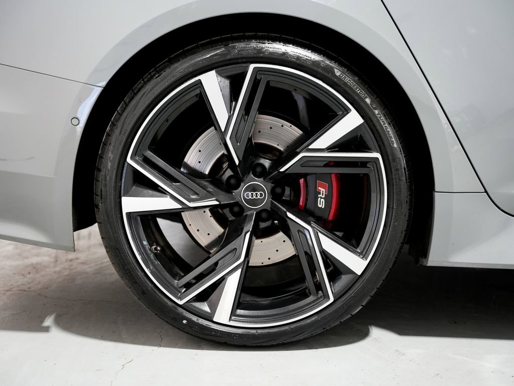 Used 2021 Audi RS 6 w/ Carbon Optic Package AWD/4WD image 41