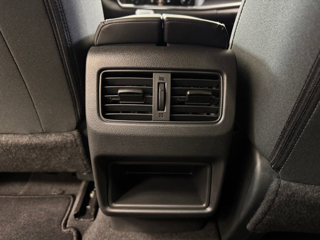 Certified 2025 Nissan Rogue S AWD/4WD image 16