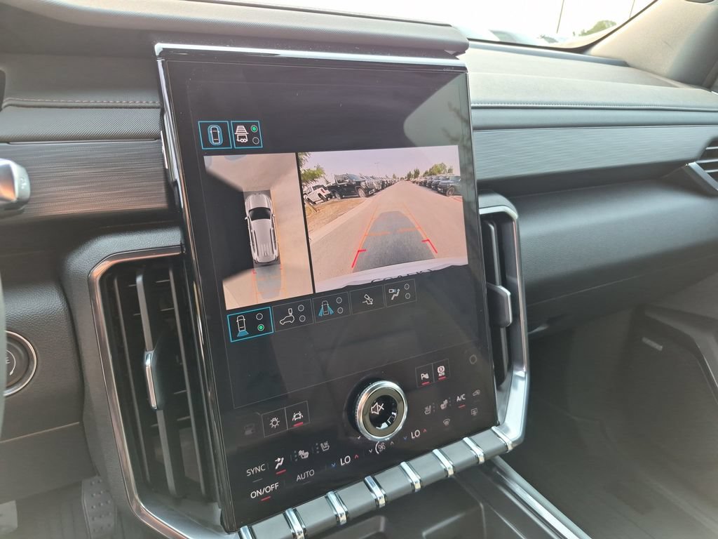 New 2027 GMC Acadia AT4 w/ Luxury Package AWD/4WD image 29