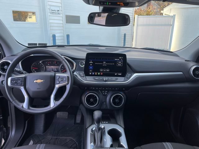 Used 2023 Chevrolet Blazer LT w/ Convenience Package AWD/4WD image 11