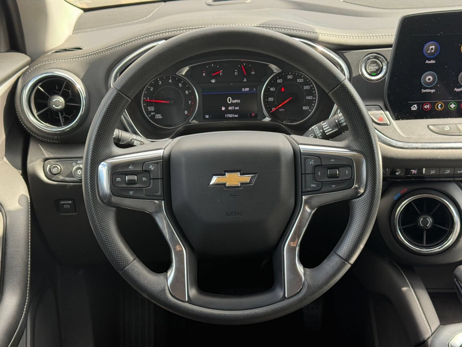 Used 2026 Chevrolet Blazer LT AWD/4WD image 27