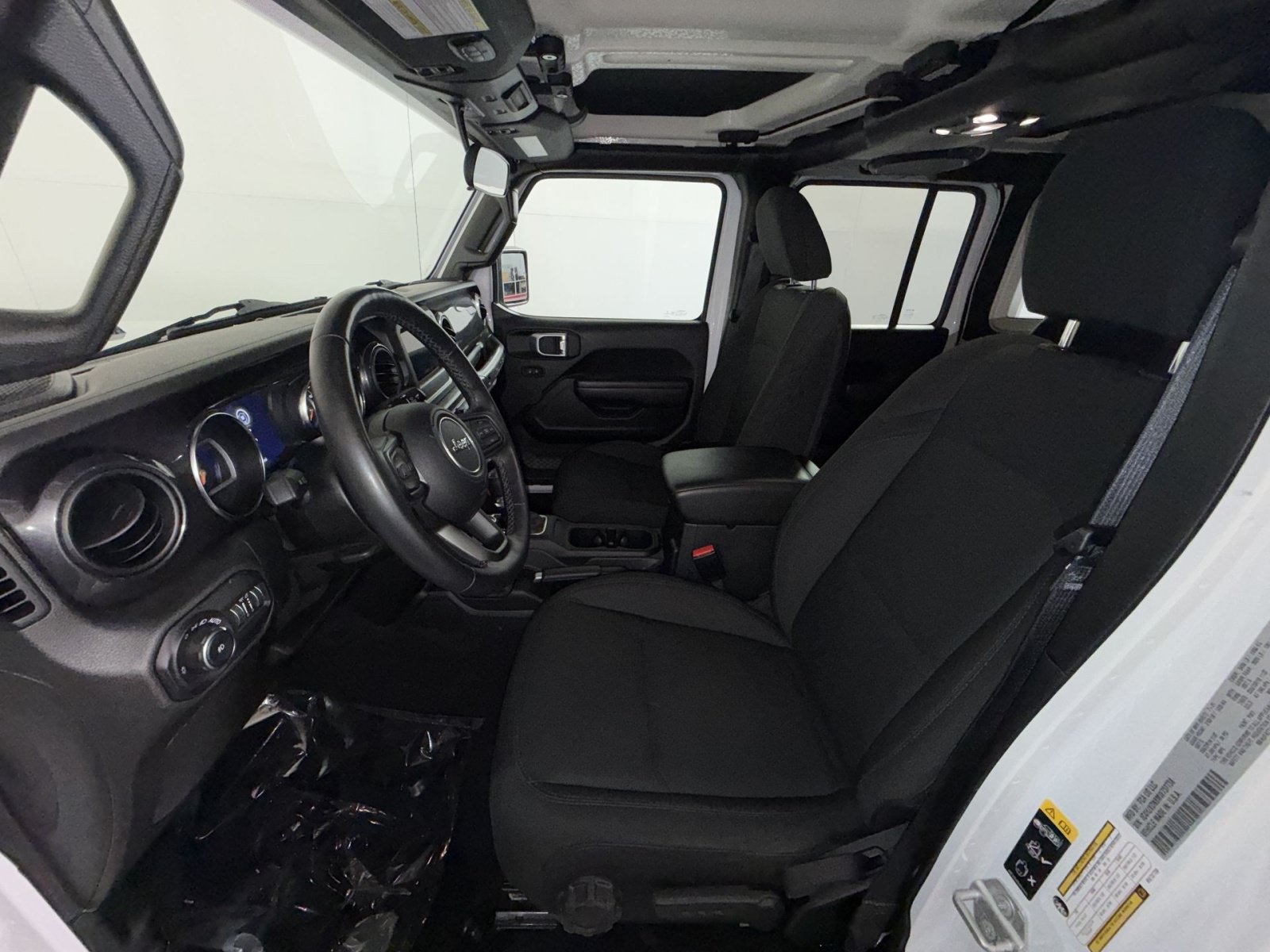 Used 2021 Jeep Wrangler Unlimited Sport AWD/4WD image 13