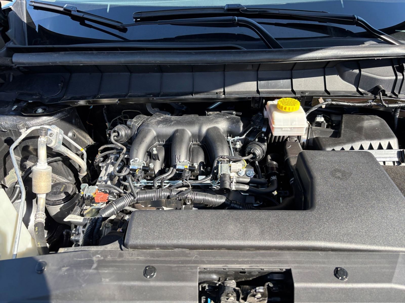 Used 2025 Nissan Pathfinder SV AWD/4WD image 35