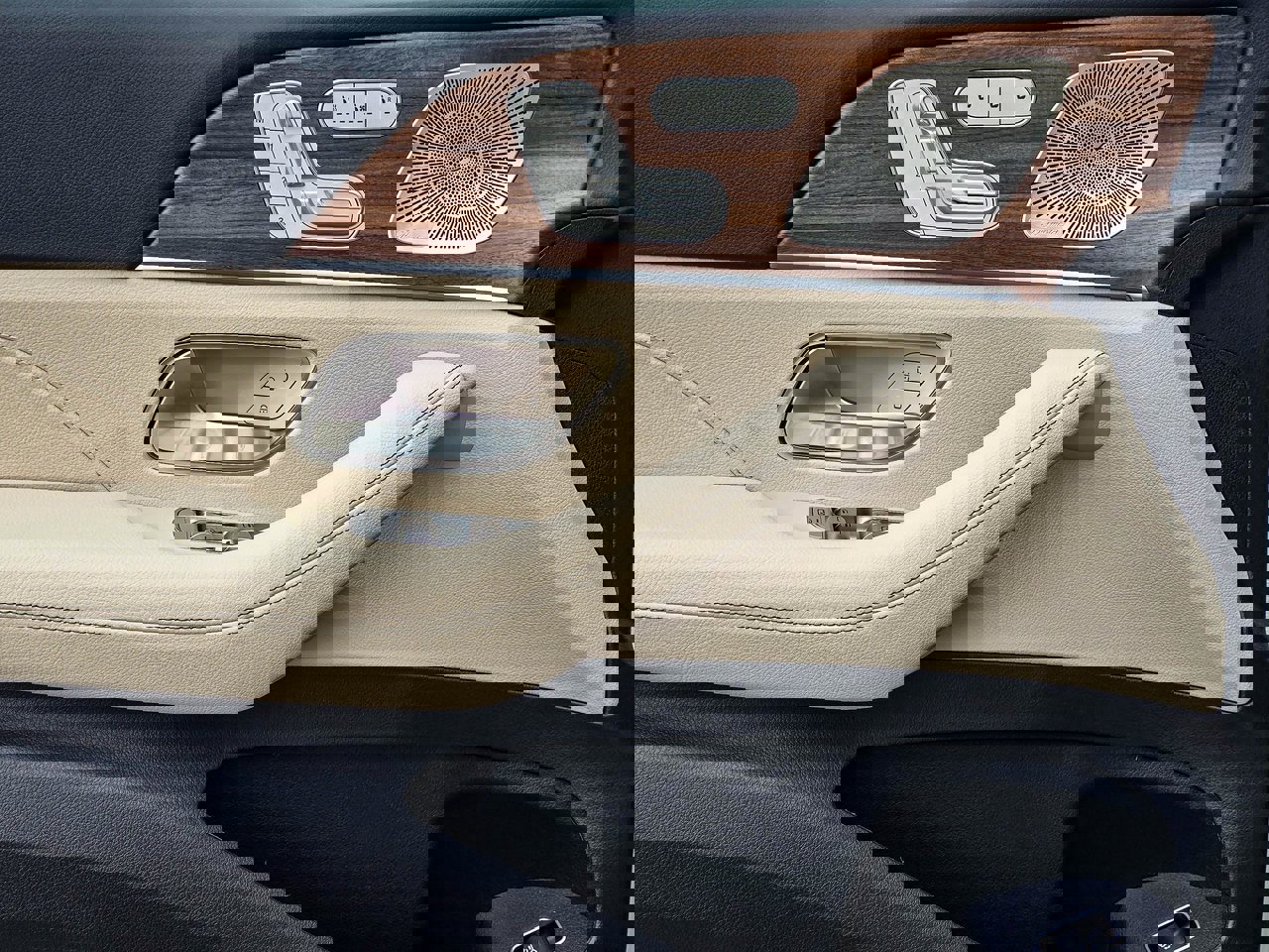 New 2026 Mercedes-Benz GLS 450 4MATIC image 11