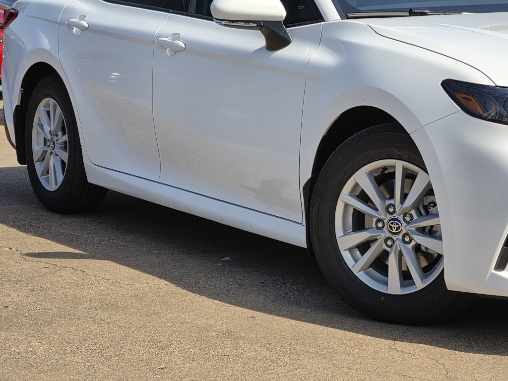 New 2026 Toyota Camry LE w/ Convenience Package FWD image 11