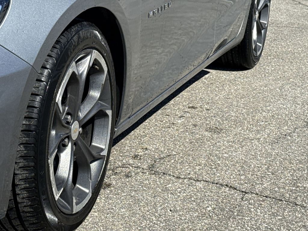 Used 2023 Chevrolet Malibu LT image 19