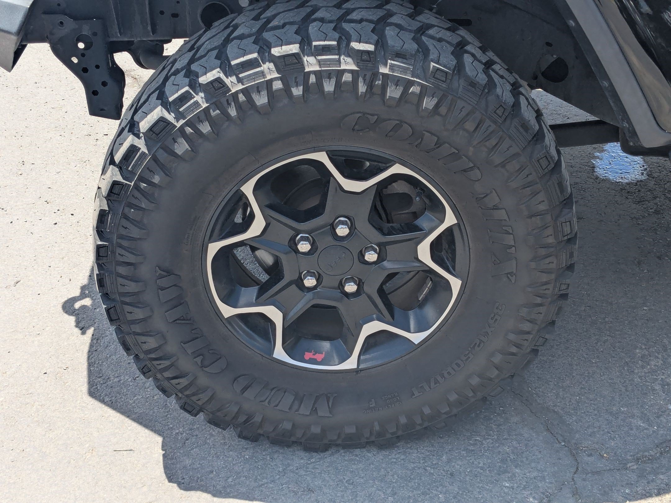 Used 2020 Jeep Gladiator Overland w/ Popular Equipment Package AWD/4WD image 14