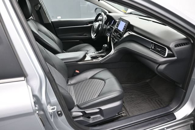 Certified 2023 Toyota Camry SE FWD image 16