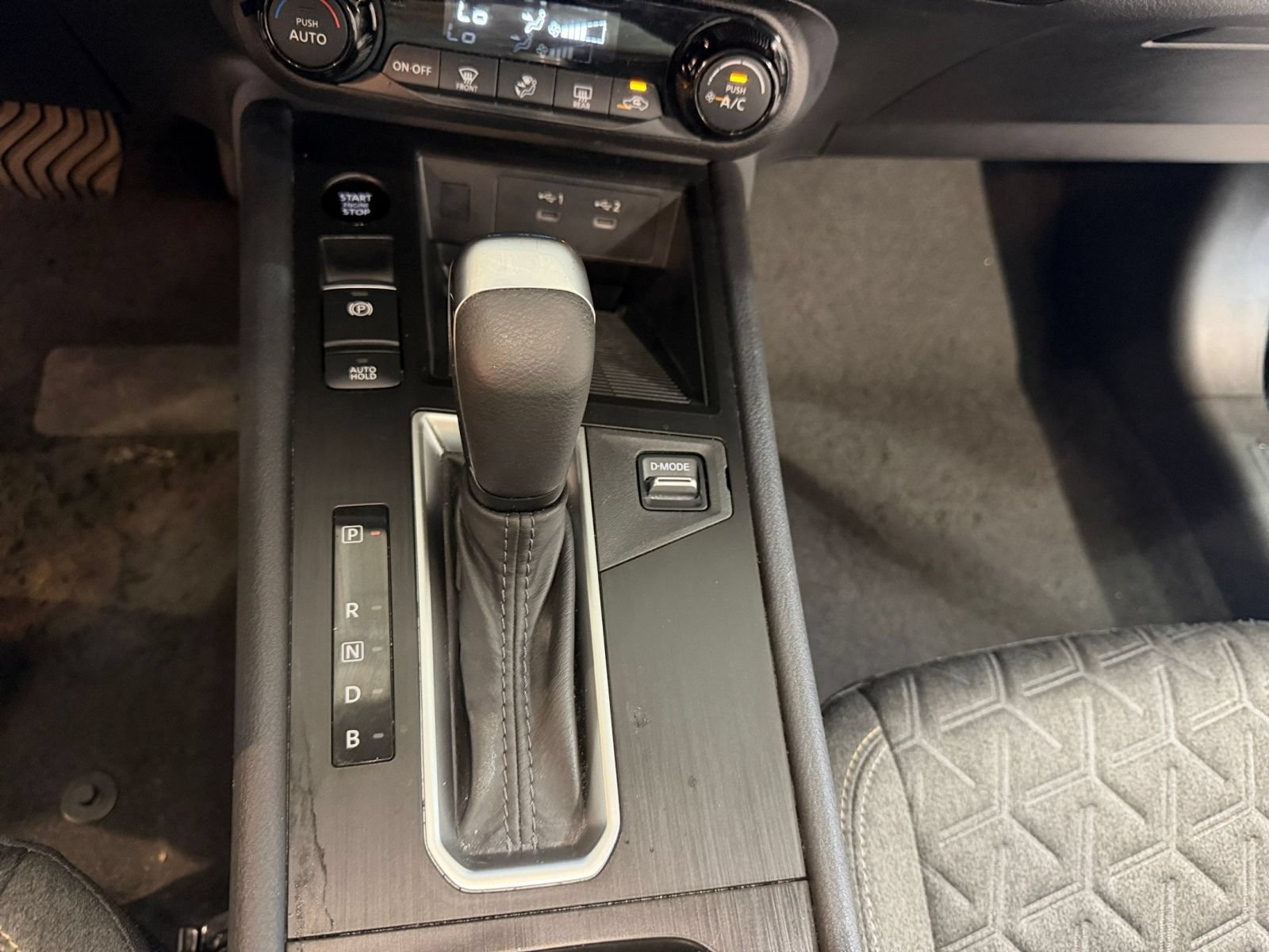 Used 2026 Nissan Kicks SV FWD image 40