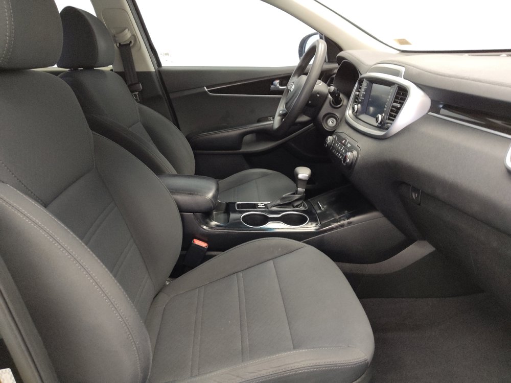 Used 2020 Kia Sorento LX AWD/4WD image 21
