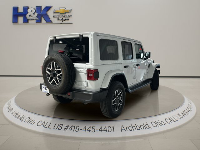 Used 2024 Jeep Wrangler Unlimited Sahara w/ Technology Group AWD/4WD image 6