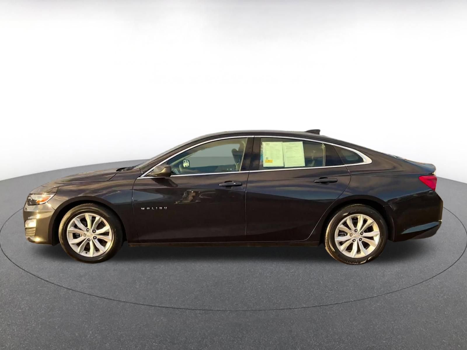 Used 2023 Chevrolet Malibu LT w/ Driver Confidence Package image 9