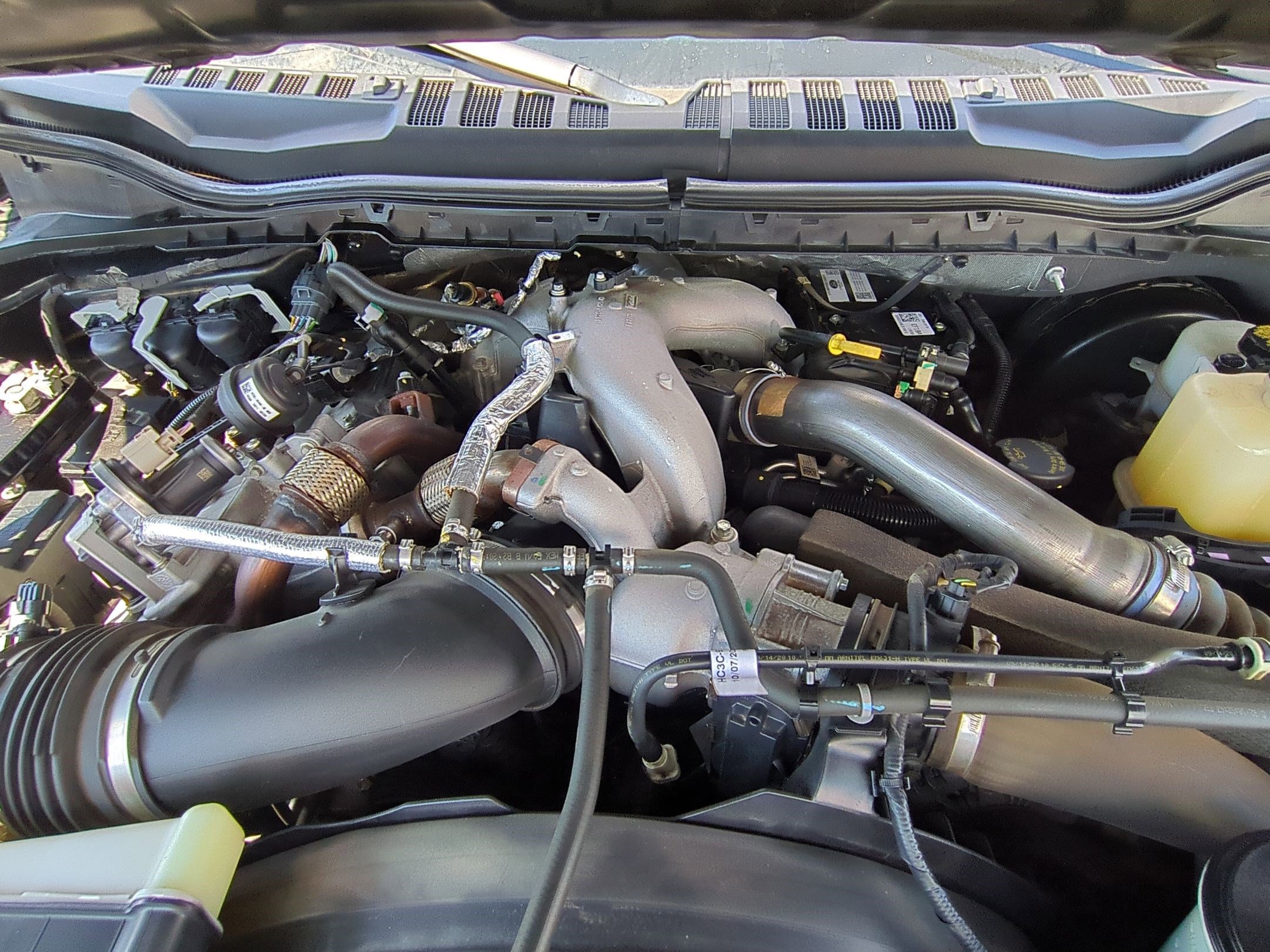 Used 2020 Ford F350 Lariat w/ Chrome Package image 30