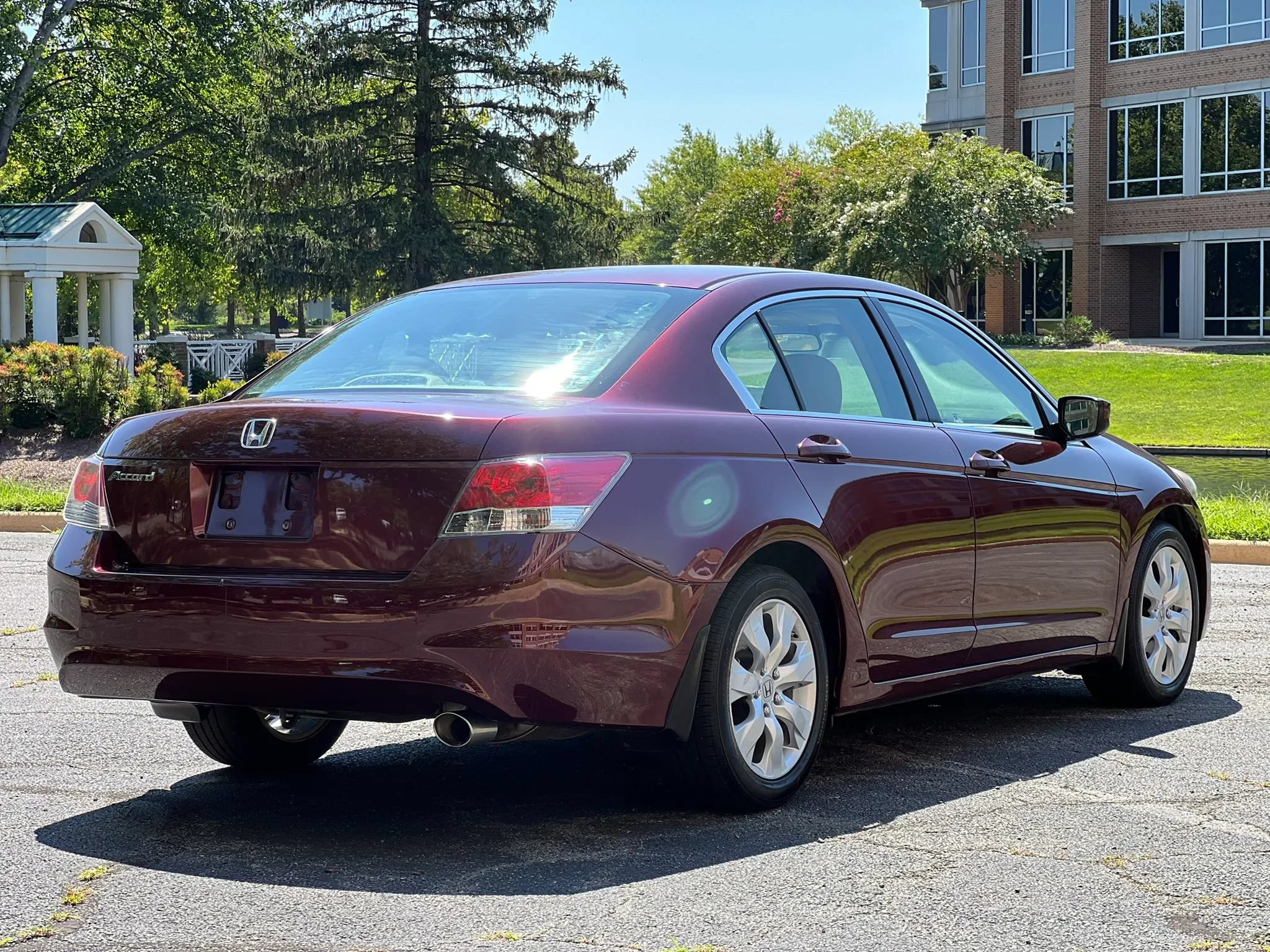 Used 2010 Honda Accord EX image 5