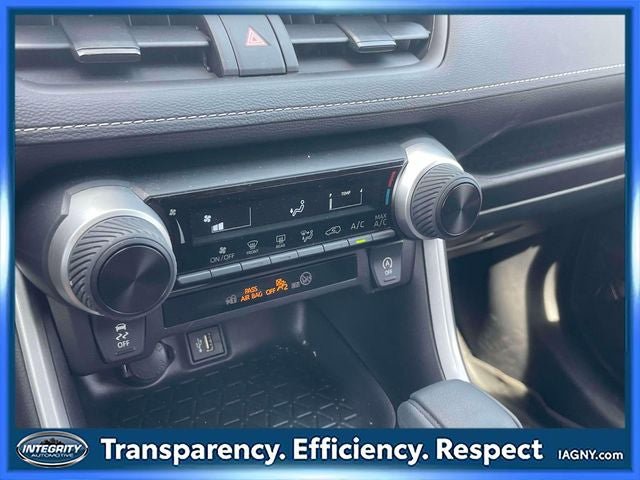 Used 2025 Toyota RAV4 LE image 34