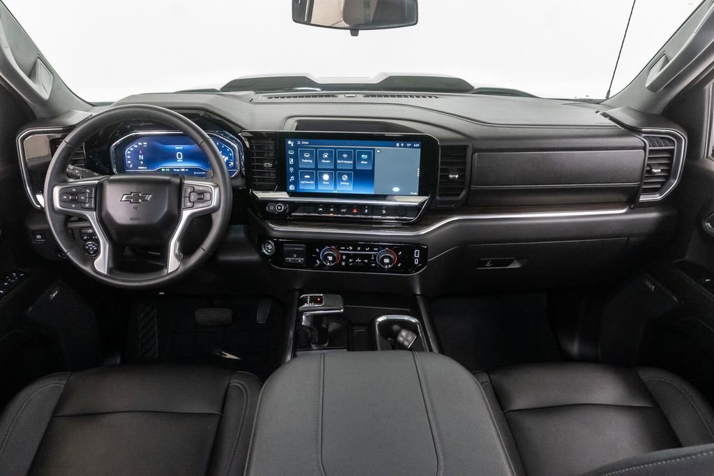 Used 2023 Chevrolet Silverado 1500 LT Trail Boss w/ Convenience Package II AWD/4WD image 32