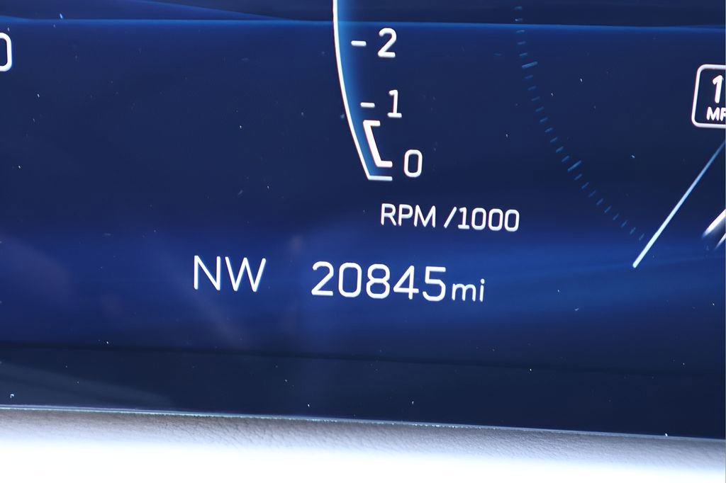 Certified 2024 Cadillac XT4 Premium Luxury w/ Active Safety Package image 24