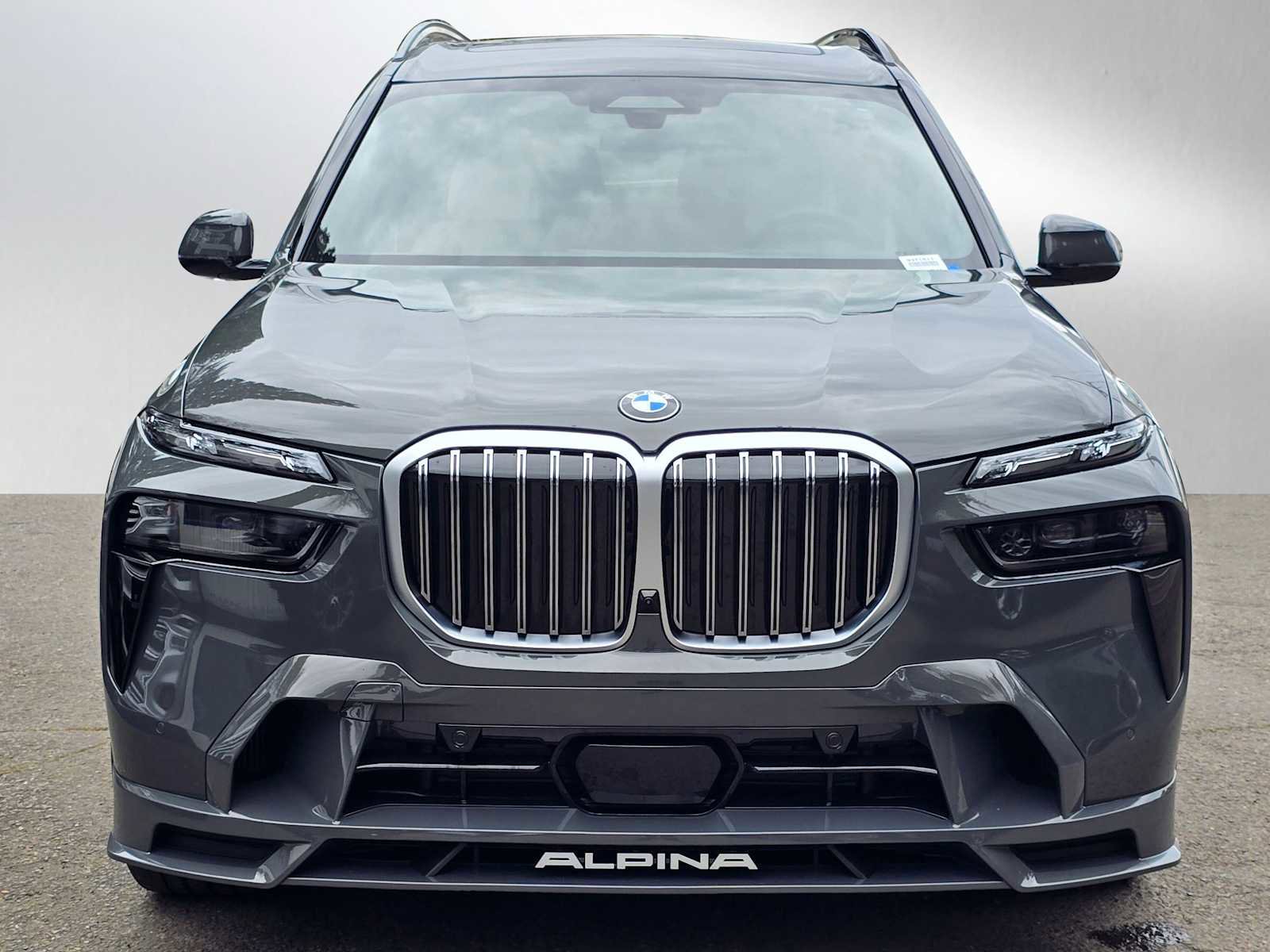 New 2026 BMW ALPINA XB7 image 8