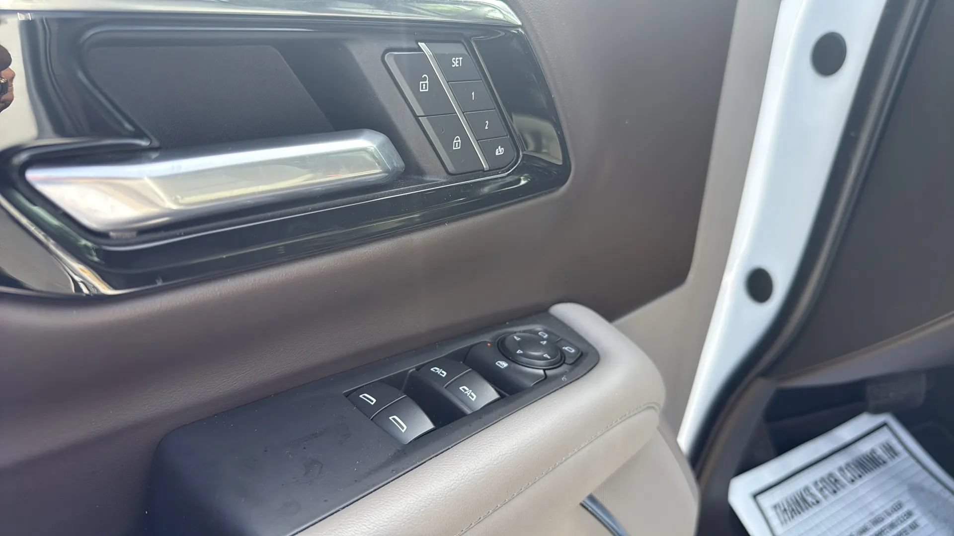 Used 2025 Chevrolet Tahoe LT RWD image 19