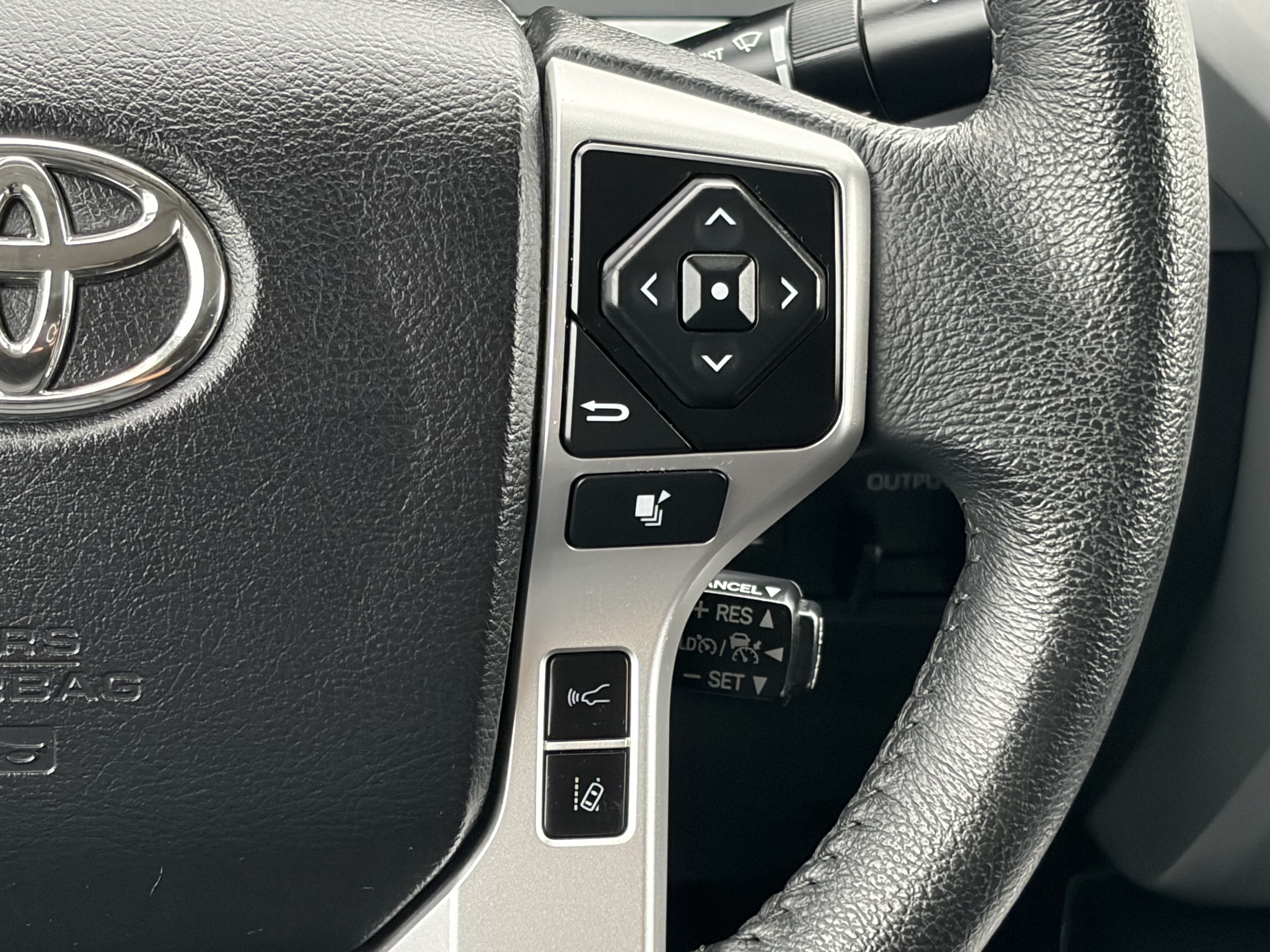Certified 2021 Toyota Tundra TRD Pro AWD/4WD image 19