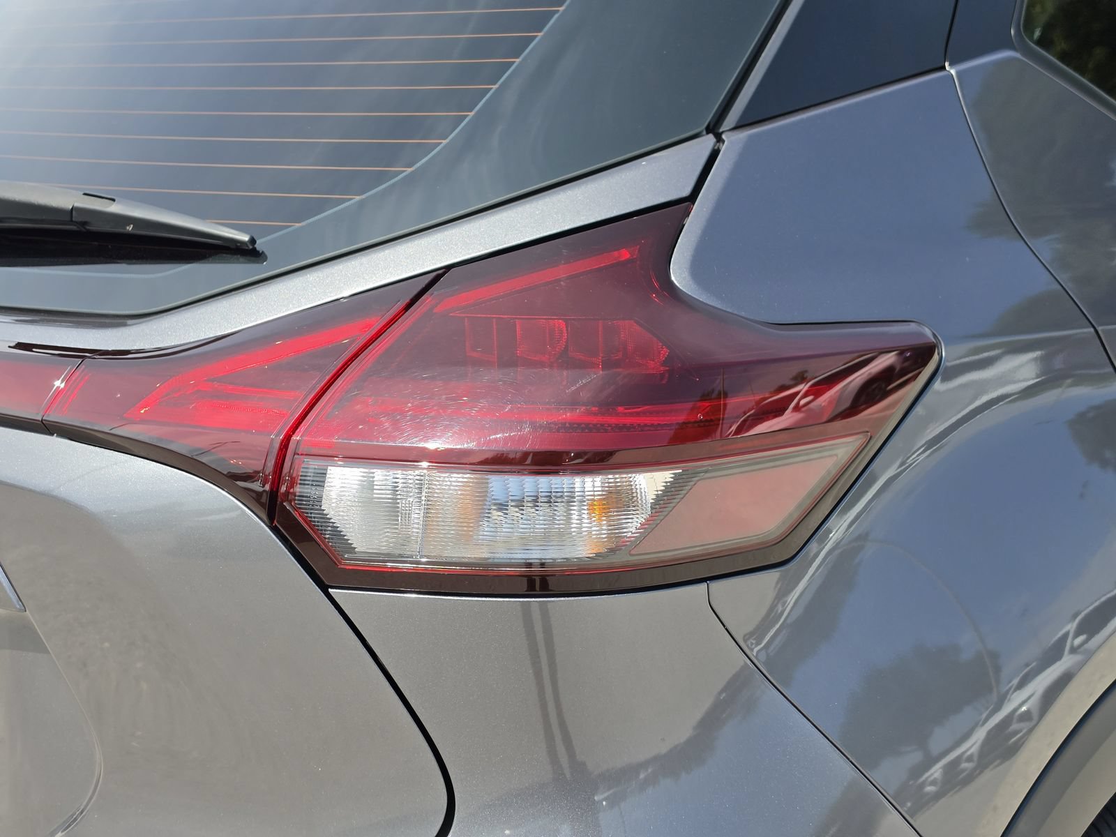 Used 2023 Nissan Kicks S FWD image 14