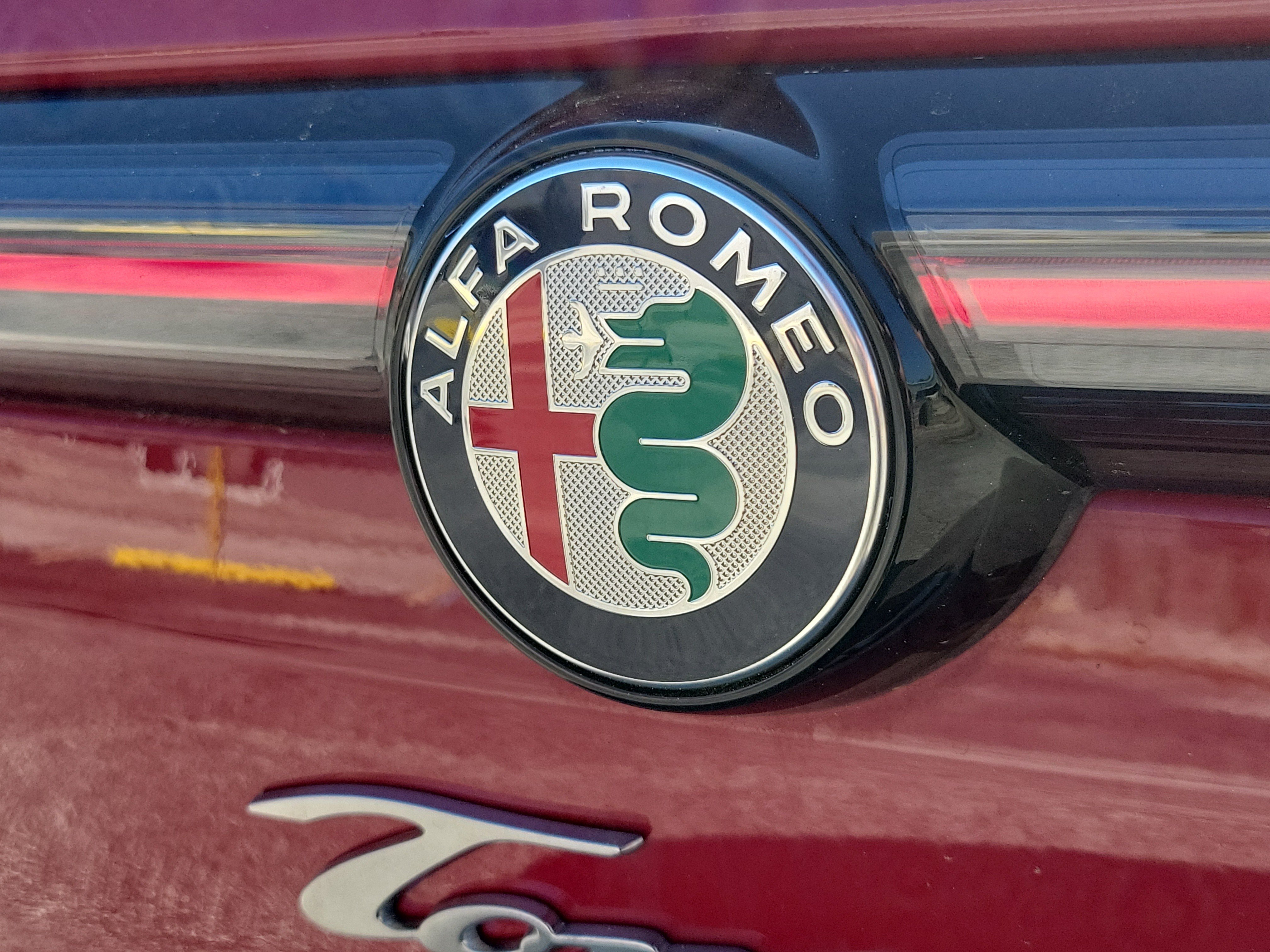 Used 2024 Alfa Romeo Tonale Ti w/ Active Assist Package AWD/4WD image 8