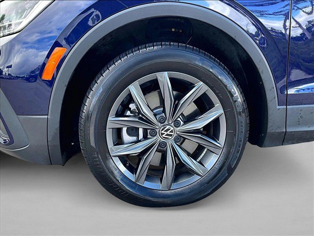 Used 2022 Volkswagen Tiguan SE FWD image 10